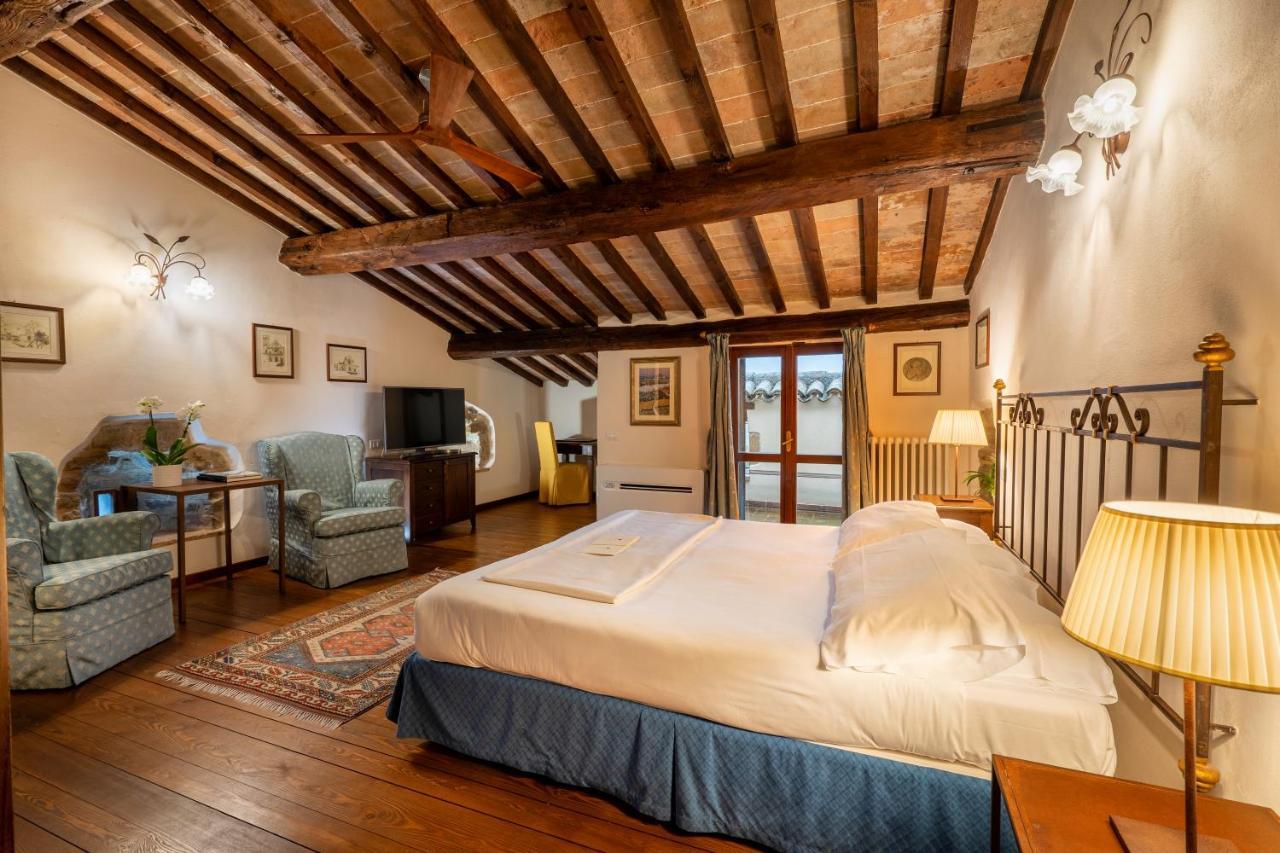 מלון אסיסי Castello Di Petrata מראה חיצוני תמונה